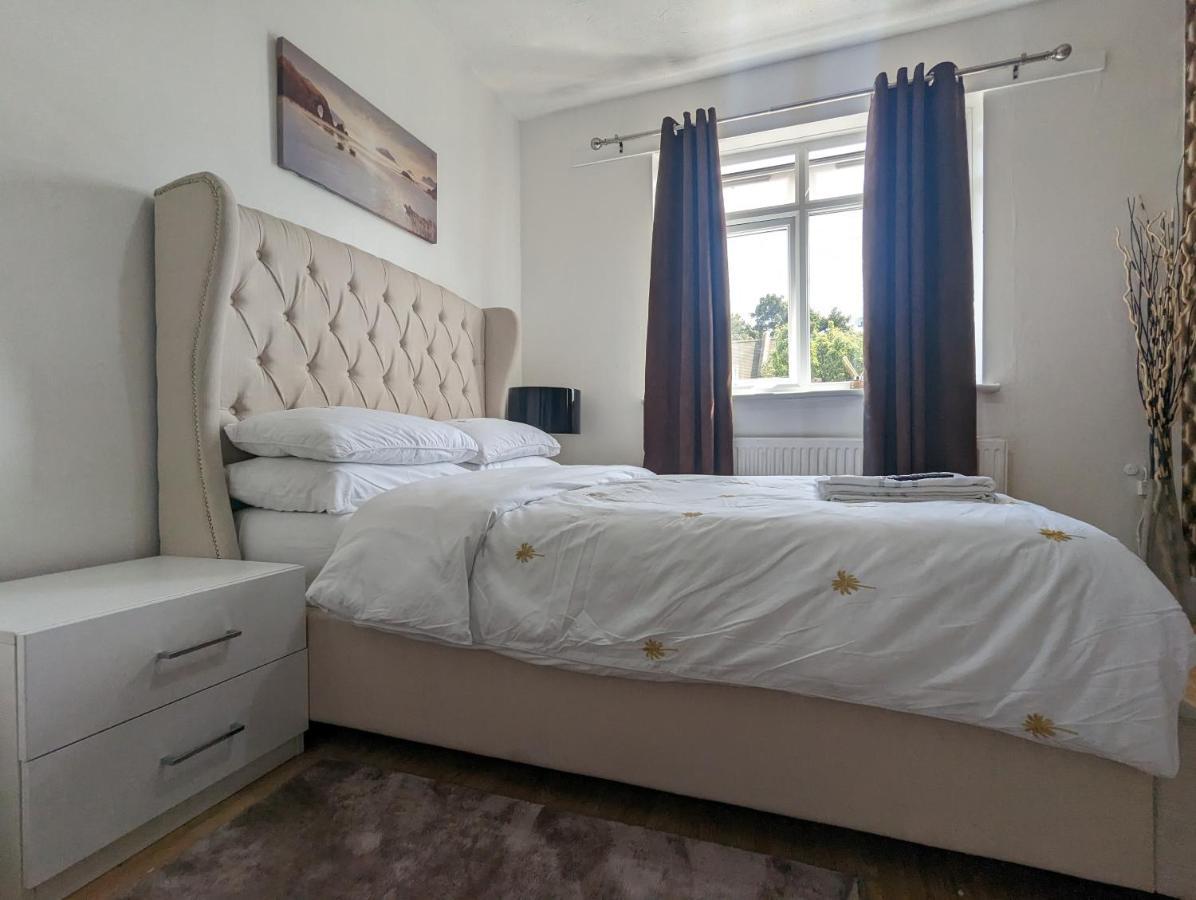 The Saxon Rooms Barking  Luaran gambar